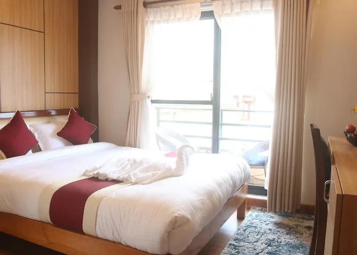 Family Ties Pvt. Ltd. Hotel *